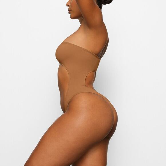 NEW SKIMS Signature Swim Strapless Monokini Size 3X - Picture 2 of 6